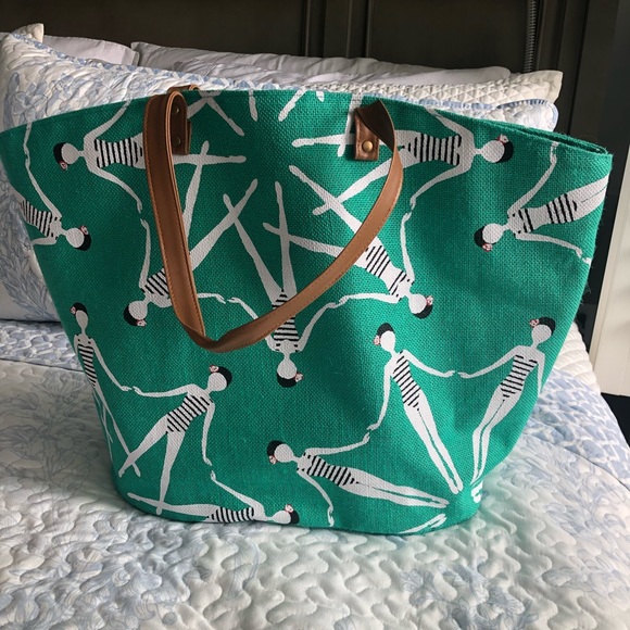 Tote by Mud Pie. Includes a cute sun visor/hat. New. Great for Vacation - Picture 2 of 11